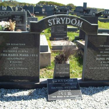 STRYDOM Daniel Petrus 1894-1976 &amp; Martha Maria Magdelena FERREIRA 1904-1985 :: STRYDOM Daniel Petrus 1931-2002 
