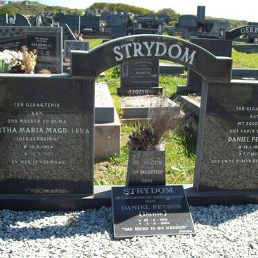 STRYDOM Daniel Petrus 1894-1976 &amp; Martha Maria Magdelena FERREIRA 1904-1985 :: STRYDOM Daniel Petrus 1931-2002 