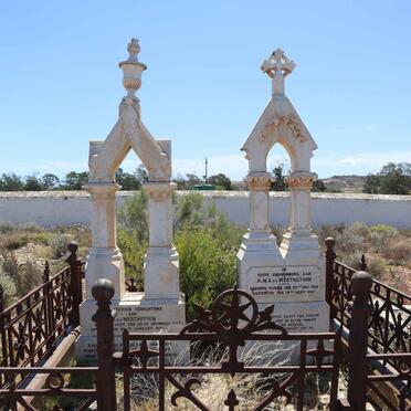 WESTHUYSEN J.M., v.d. 1824-1885 &amp; A.M.E. OLIVIER 1830-1898