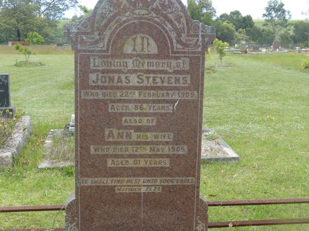 STEVENS Jonas -1909 & Ann -1905