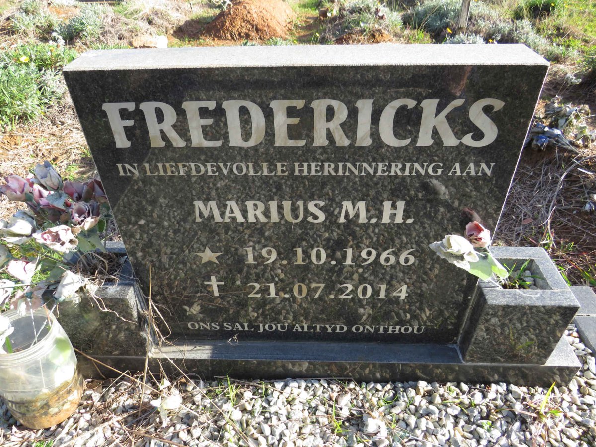 FREDERICKS Marius M.H. 1966-2014