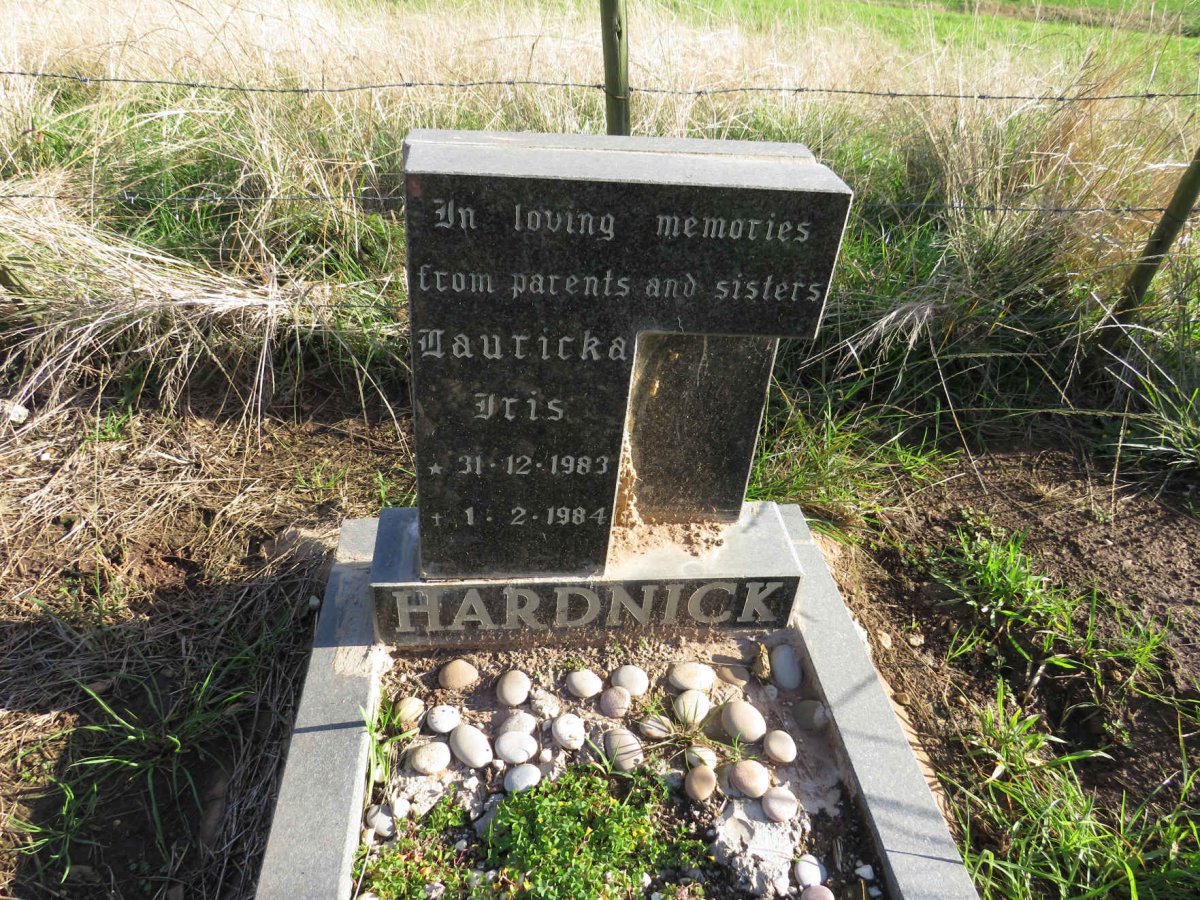 HARDNICK Lauricka Iris 1983-1984