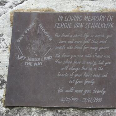 Western Cape, GEORGE district, Outeniqua pass, N9 roadside memorial