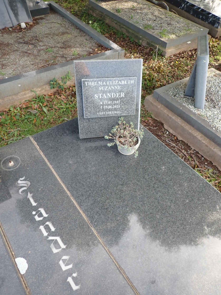STANDER Johannes Jacobus 1935-1990 & Thelma Elizabeth Suzanne 1937-2021 _1