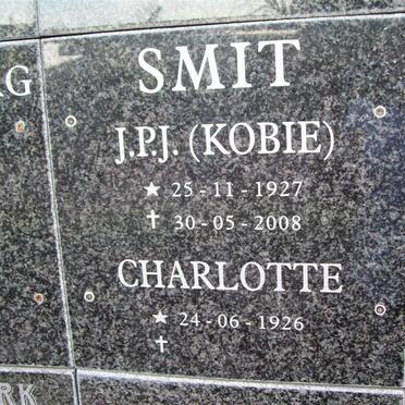 SMIT J.P.J. 1927-2008 &amp; Charlotte 1926-