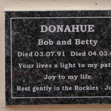DONAHUE Bob -1991 &amp; Betty -2008