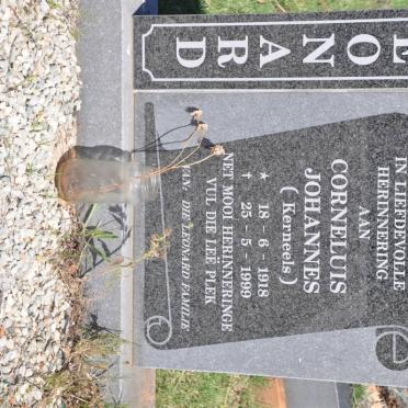 LEONARD Cornelius Johannes 1918-1999
