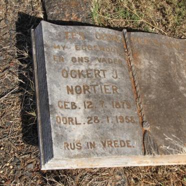 N - Vanne :: Surnames - N