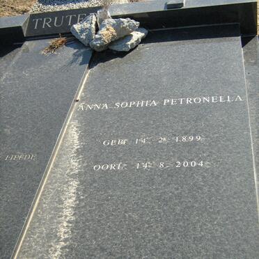 TRUTER Anna Sophia Petronella 1899-2004