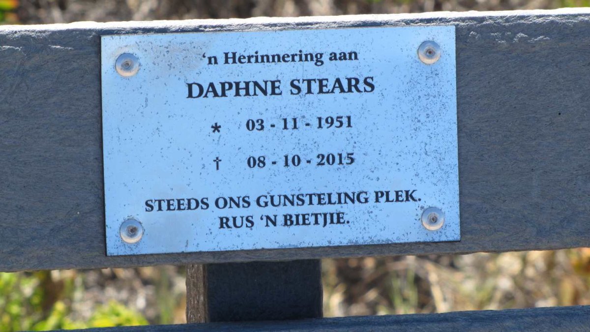 STEARS Daphne 1951-2015