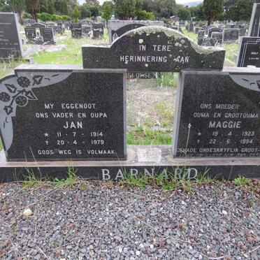 BARNARD Jan 1914-1979 & Maggie 1923-1994
