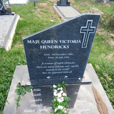 HENDRICKS Maje Queen Victoria 1954-2016
