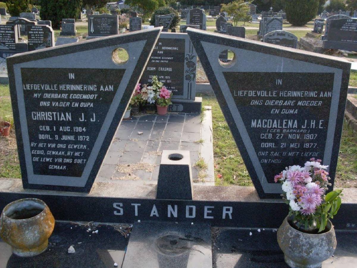 STANDER Christian J.J. 1904-1972 &amp; Magdalena J.H.E. BARNARD 1907-1977