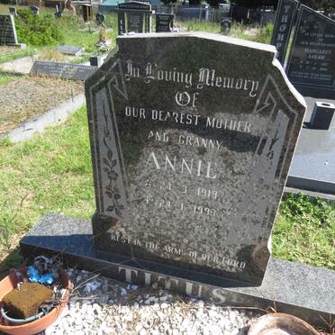 TITUS Annie 1919-1993