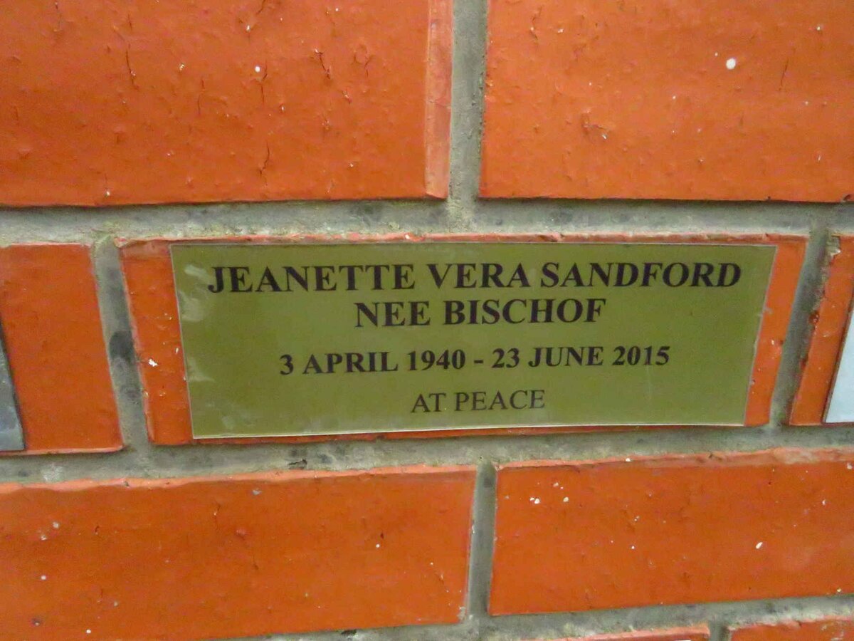 SANDFORD Jeanette Vera nee BISCHOF 1940-2015