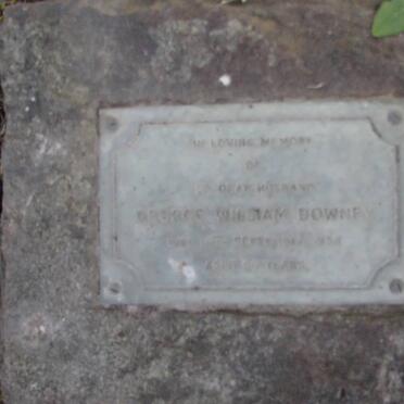 DOWNEY George William -195?