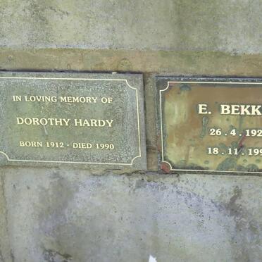 HARDY Dorothy 1912-1990 :: BEKKER E. 1920-1996