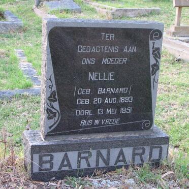BARNARD Nellie nee BARNARD 1893-1951