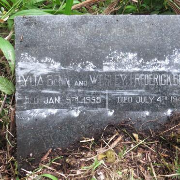 BENN Wesley Frederick  -1948 & Lylia  -1955