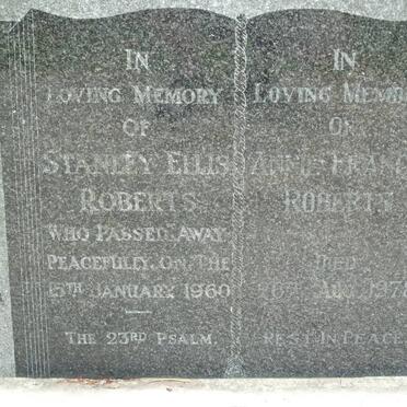 ROBERTS Stanley Ellis  -1960 &amp; Annie Francis  -1978