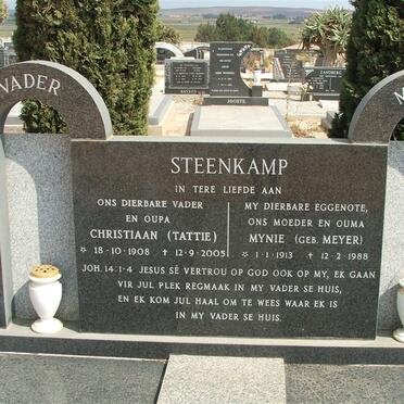 STEENKAMP Christiaan 1908-2005 &amp; Mynie MEYER 1913-1988