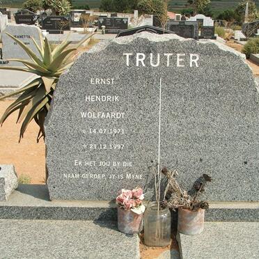 TRUTER Ernst Hendrik Wolfaardt 1971-1997