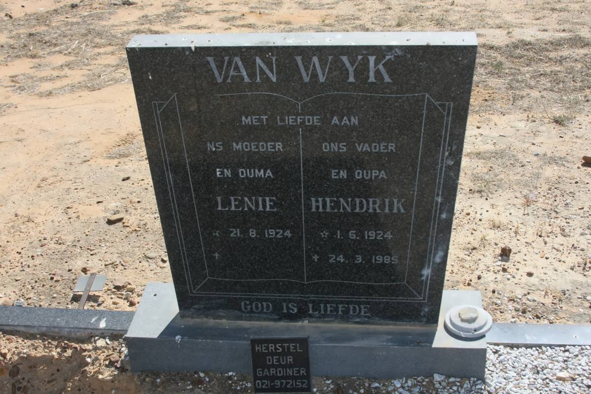 WYK Hendrik, van 1924-1985 &amp; Lenie 1924-