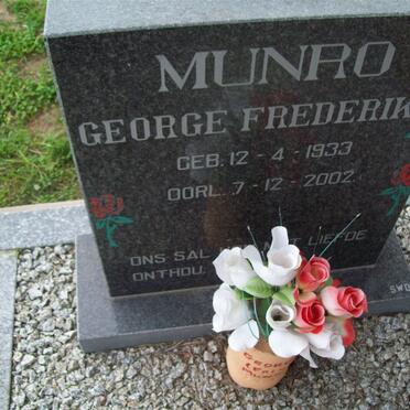 MUNRO George Frederick 1933-2002