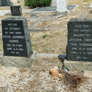 COOPER Pieter Johannes 1874-1954 &amp; Magrietha Johanna NIEMAND 1885-1962