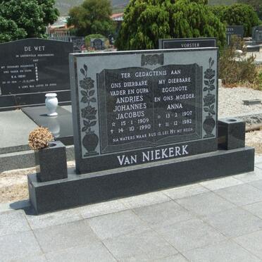 N - Vanne :: Surnames - N