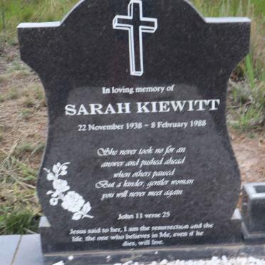 KIEWITT Sarah 1938-1988