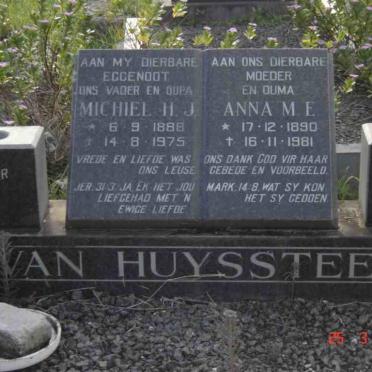 HUYSSTEEN Michiel H.J., van 1888-1975 &amp; Anna M.E. 1890-1981