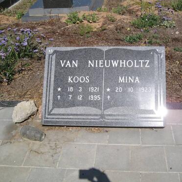 NIEUWHOLTZ Koos 1921-1995 &amp; Mina 1923-