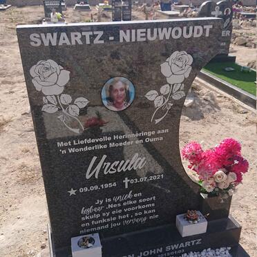 SWARTZ Ursula, NIEUWOUDT 1954-2021 :: SWARTZ Elton John 1973-2012_1