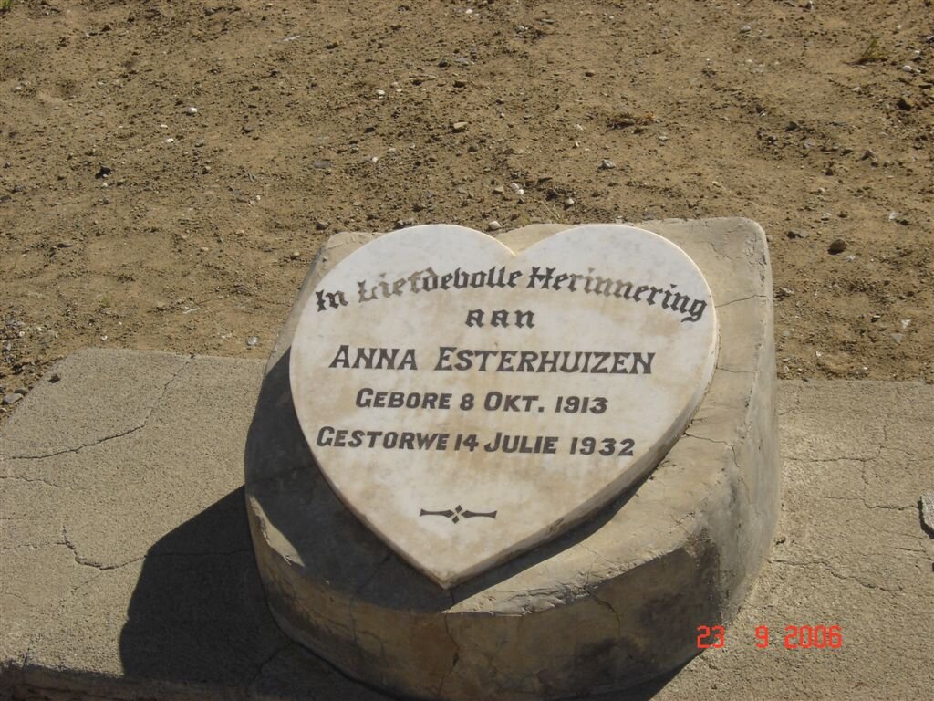 ESTERHUIZEN Anna 1913-1932