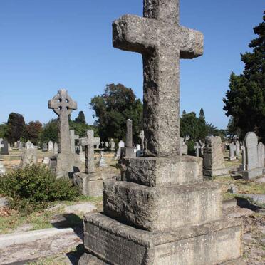 BROWN John -1844-1905 :: BROWN John Douglas 1877-1915 :: BROWN Edith -1924