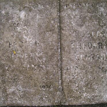 CONRADIE Jacob Frederick 18?4-1971 &amp; Hester Helena 1898-1970