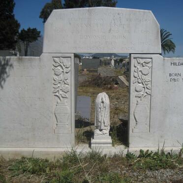 DAGUIAR Manoel Fernandes 1916-1980 &amp; Hilda Beatrice 1916-2003 :: DAGUIAR Kenneth Joseph 1945-1968 :: DAGUIAR Dominic John -1