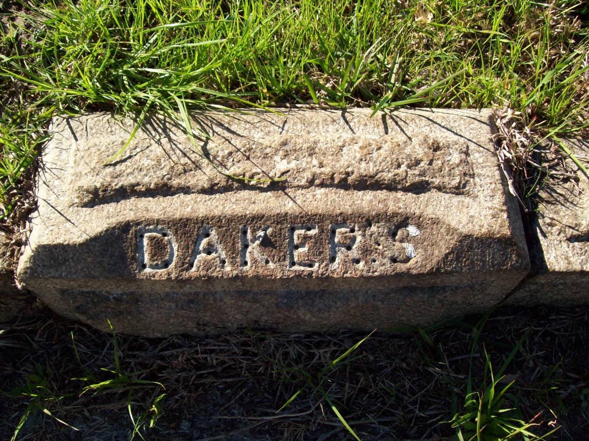 DAKERS