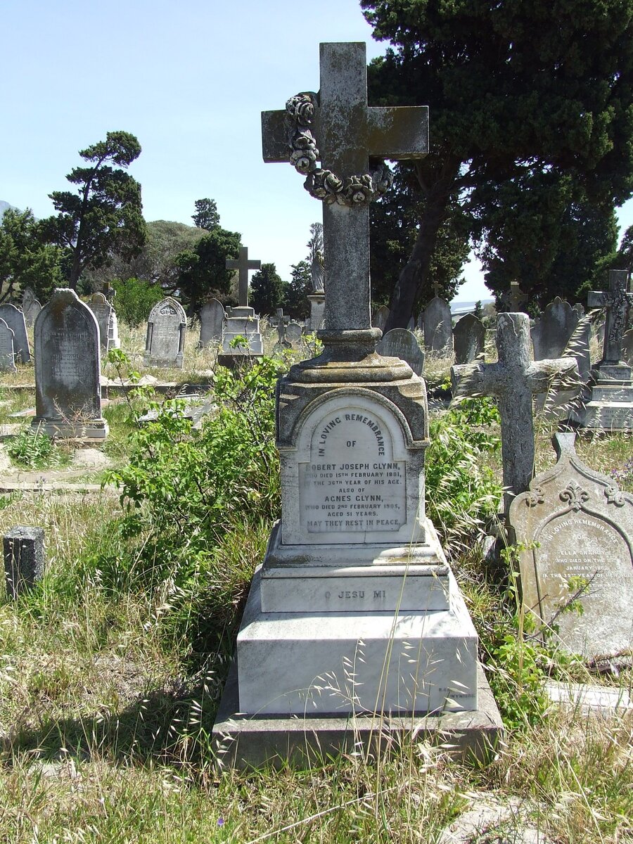 GLYNN Robert Joseph -1881 &amp; Agnes -1905