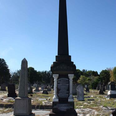 GRIFFITHS Charles William -1901 :: GRIFFITHS Johanna Elizabeth Jacoba nee VINK -1929 :: GRIFFITHS Frank Edward -1920