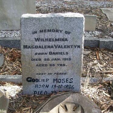 MOSES Godliep 1886- :: VALENTYN Wilhelmina Magdalena nee DANIELS -1915
