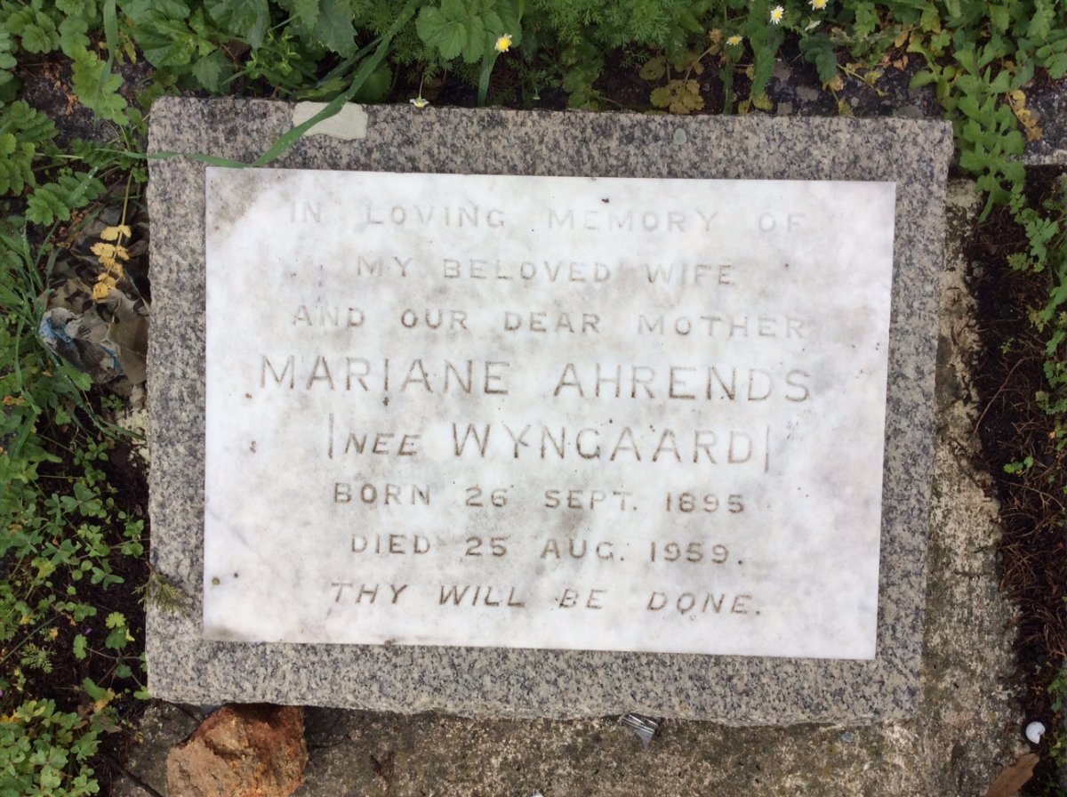 AHRENDS Mariane nee WYNGAARD 1895-1959