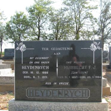 HEYDENRYCH Heydenrych 1888-1971 &amp; Huibrecht F.J. LOUW 1893-1984