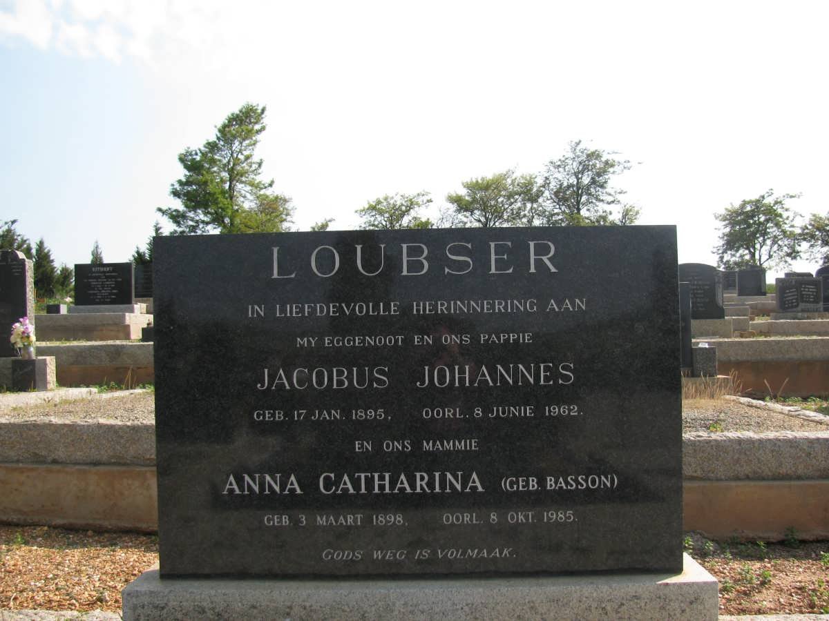 LOUBSER Jacobus Johannes 1895-1962 &amp; Anna Catharina BASSON 1898-1985