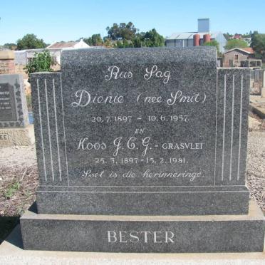 BESTER Jacobus Cornelius Gideon 1897-1981 &amp; Dina Fredrika SMIT 1897-1957