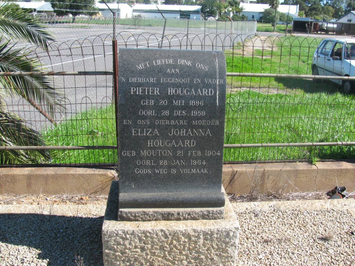 HOUGAARD Pieter 1896-1958 &amp; Eliza Johanna MOUTON 1904-1964