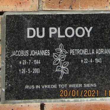 PLOOY Jacobus Johannes, du 1944-2003 &amp; Petronella Adriana 1943-