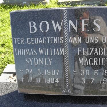 BOWNES Thomas William Sydney 1907-1984 &amp; Elizabeth Magrieta 1907-1986