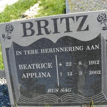 BRITZ Beatrice Applina 1912-2002